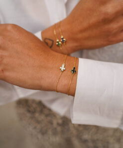 Alternative view of Pulsera ACCRA CIRCONITA