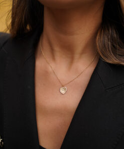 Alternative view of Collar PRAGA