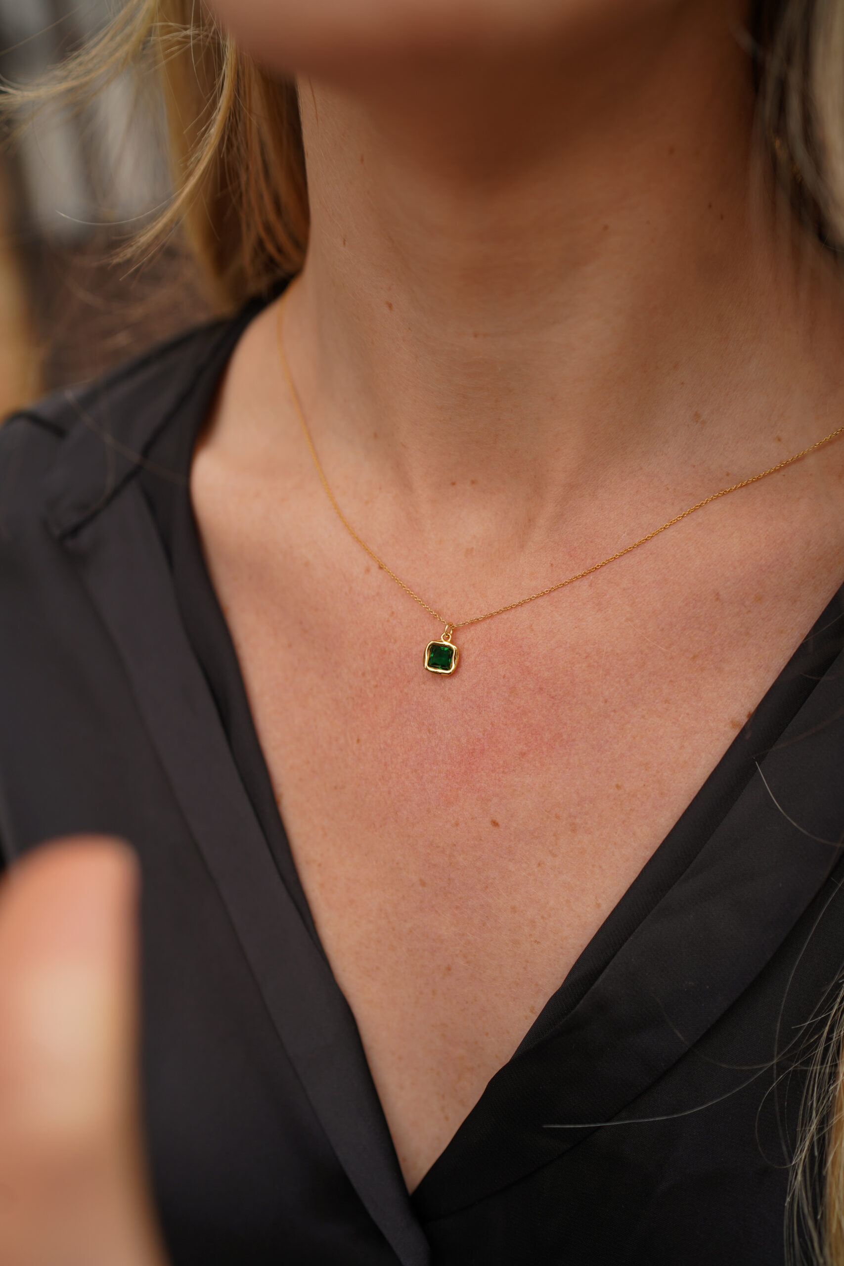 Collar GOBI ESMERALDA