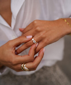 Alternative view of Anillo VIENA ORO MOISSANITA